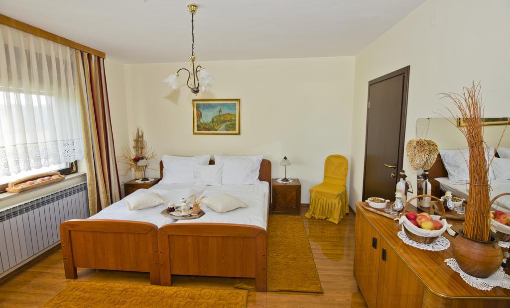 Guesthouse Zganjer Ozalj Δωμάτιο φωτογραφία
