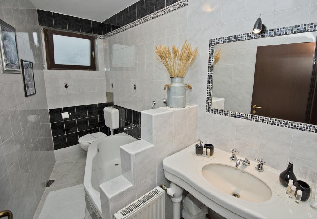 Guesthouse Zganjer Ozalj Δωμάτιο φωτογραφία